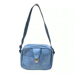 VINTAGE 1970’S SKY BLUE VINYL ZIP TOP CARRY ON/ SHOULDER BAG
